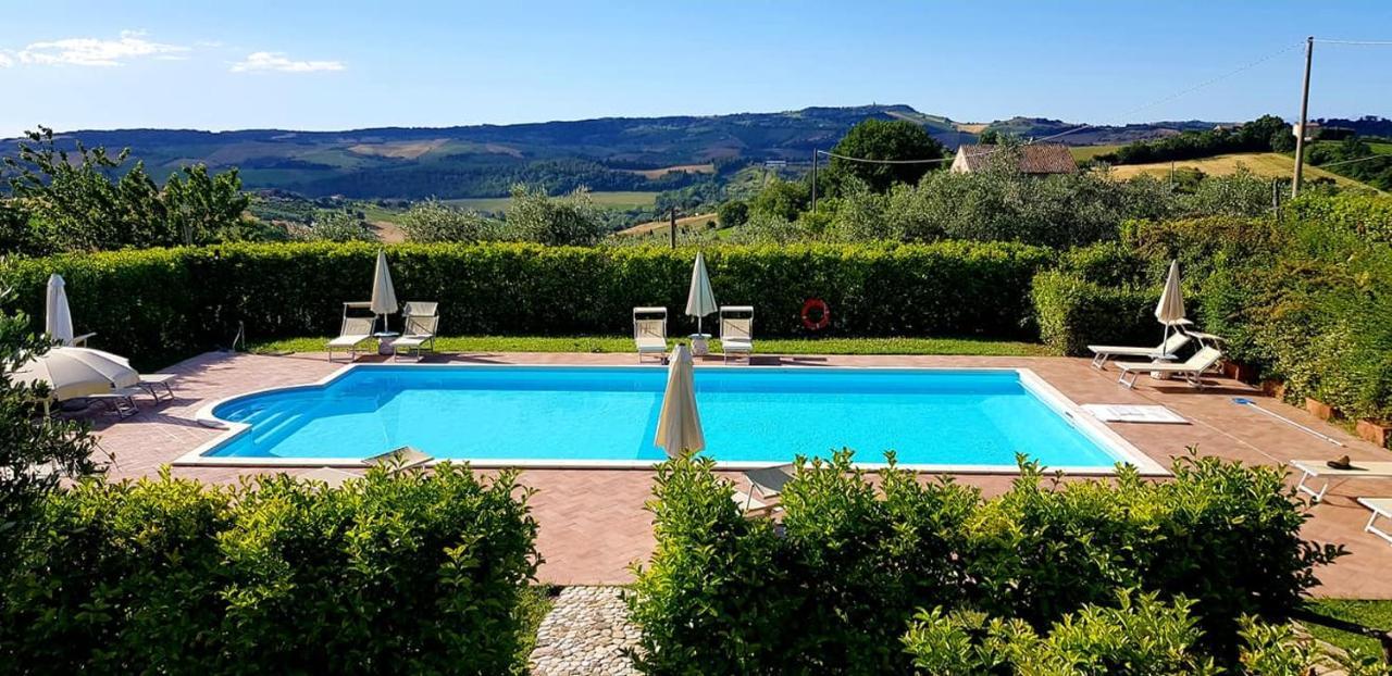 Agriturismo Fiore Di Campo แฟร์โม ภายนอก รูปภาพ