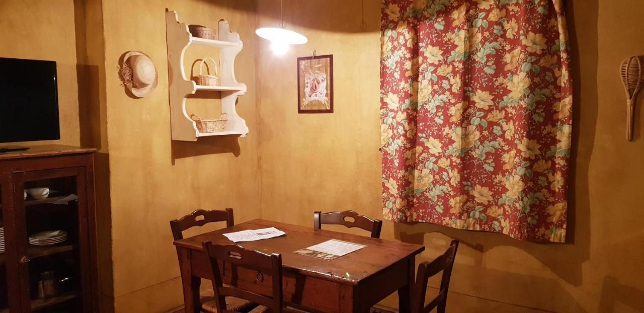 Agriturismo Fiore Di Campo แฟร์โม ภายนอก รูปภาพ