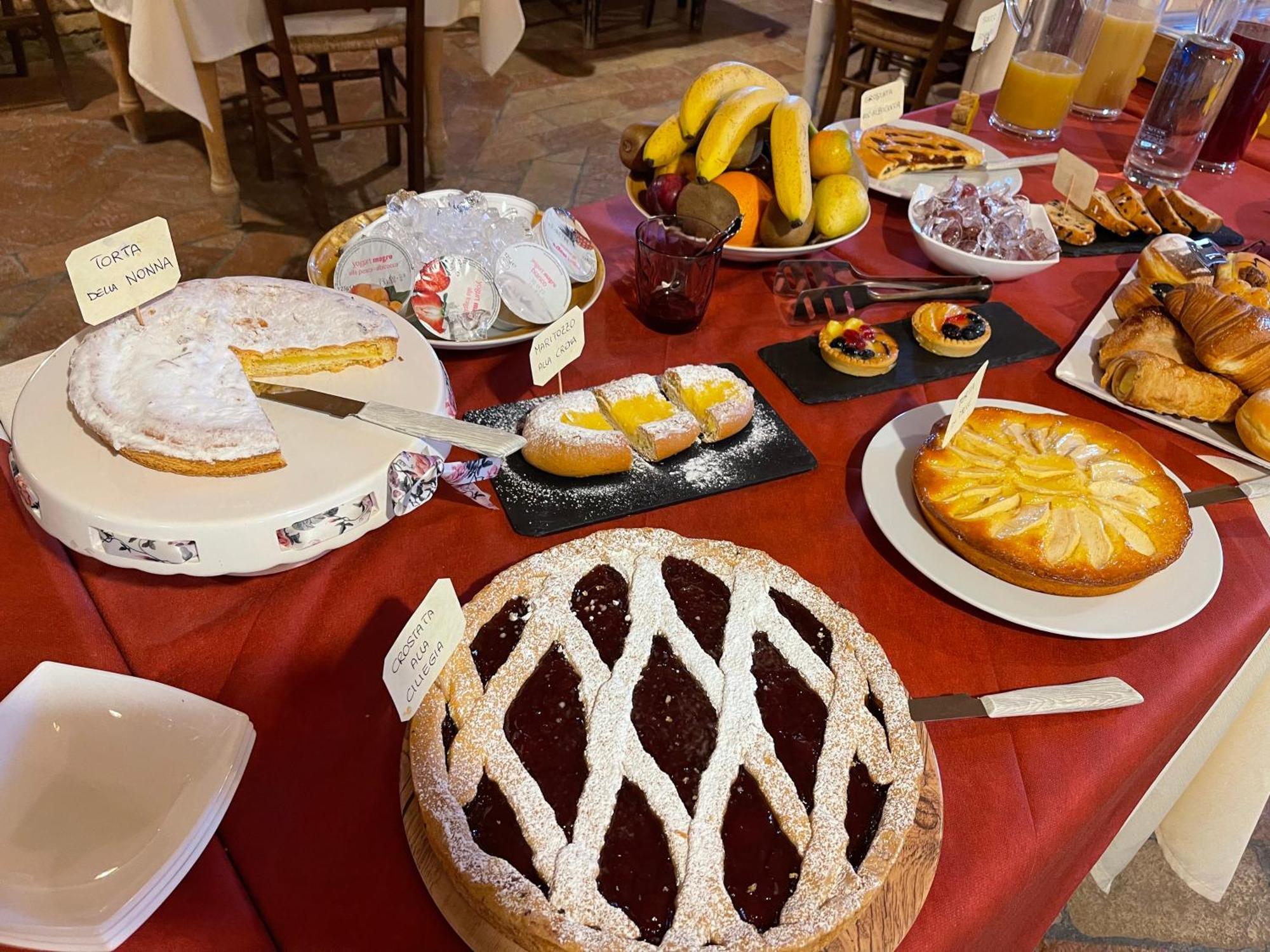 Agriturismo Fiore Di Campo แฟร์โม ภายนอก รูปภาพ